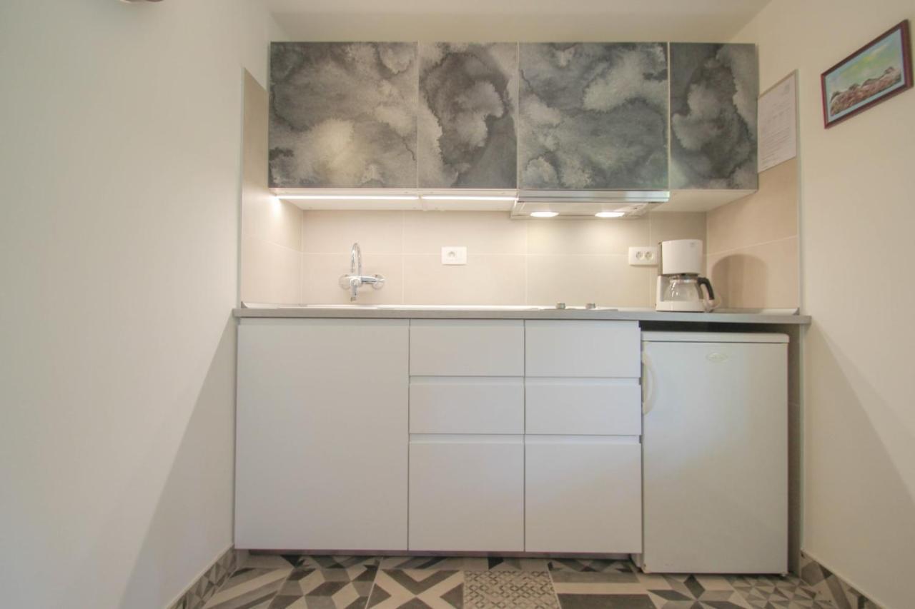 Carla Guest House Novigrad  Bagian luar foto