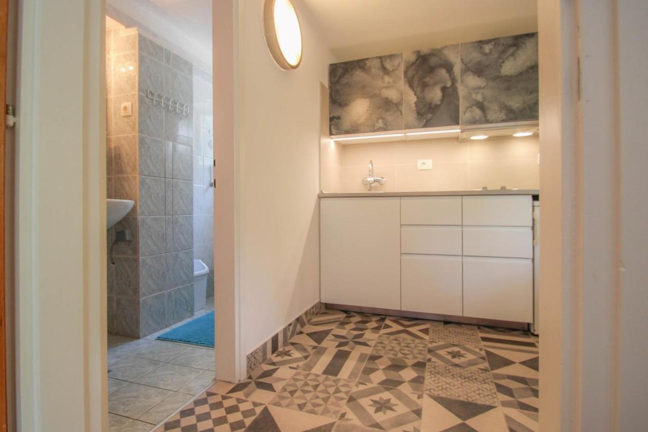 Carla Guest House Novigrad  Bagian luar foto