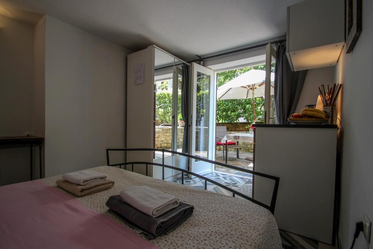 Carla Guest House Novigrad  Bagian luar foto