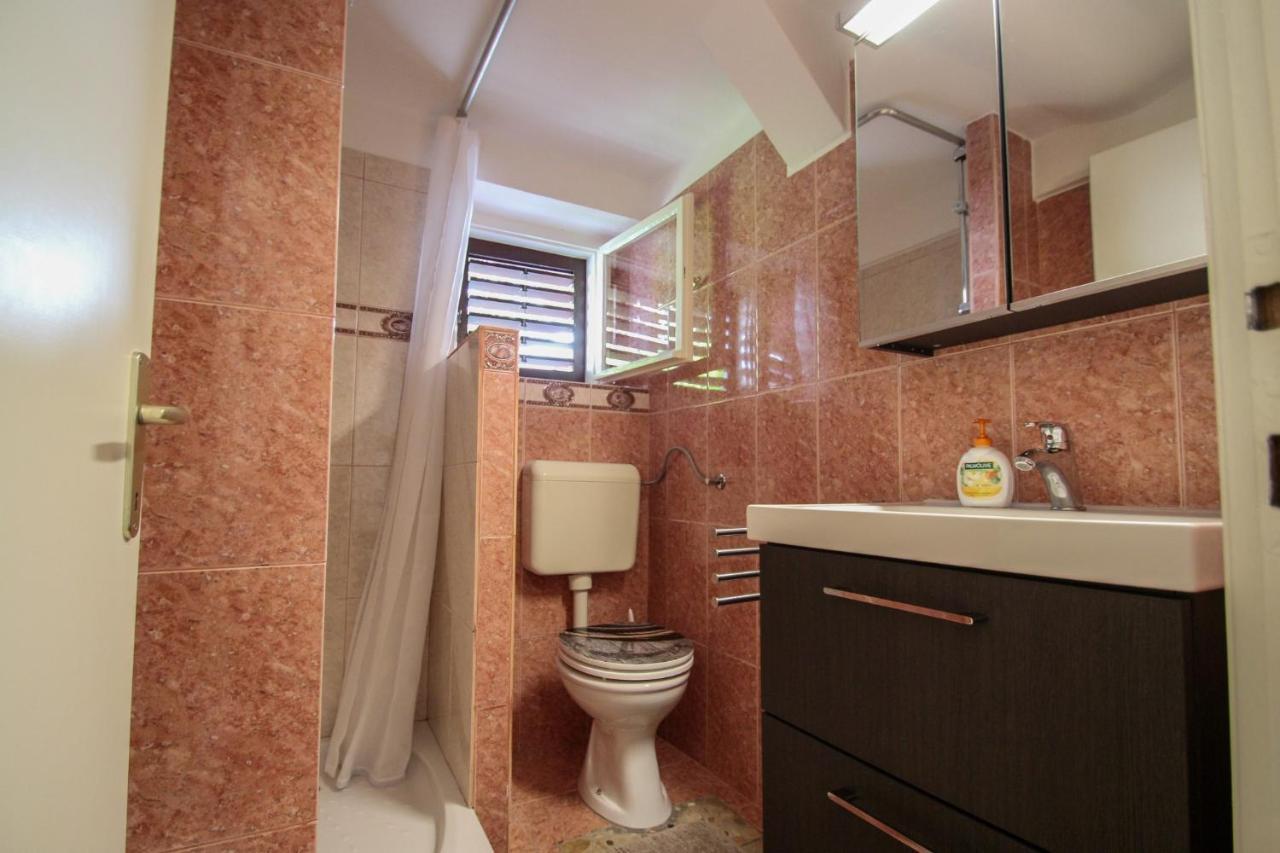 Carla Guest House Novigrad  Bagian luar foto